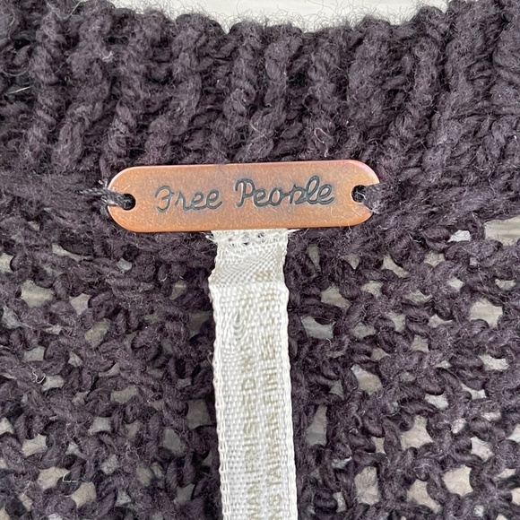 Free People Black and Cream Stripe Oversized Chunky Knit Chevron Cardigan - Picture 5 of 10